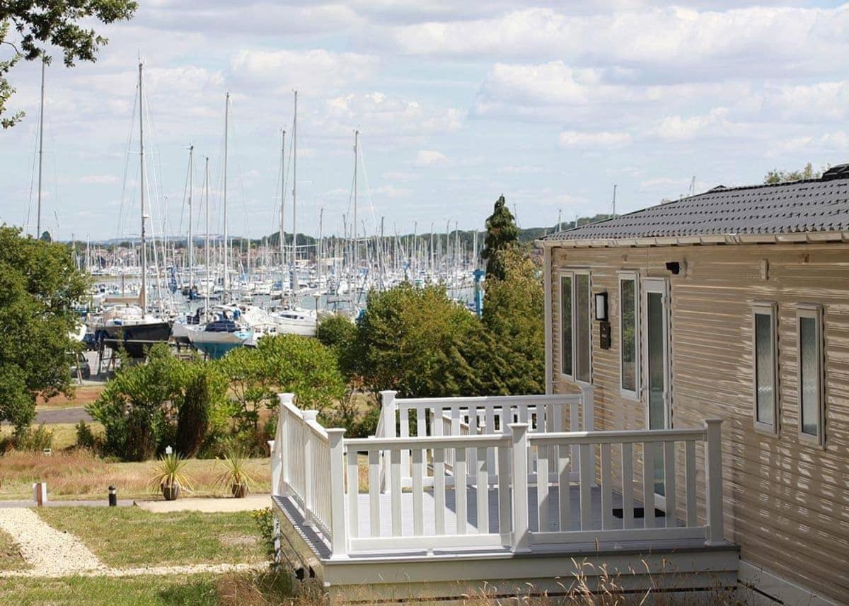 Mercury Yacht Harbour And Holiday Park Lower Swanwick Dış mekan fotoğraf
